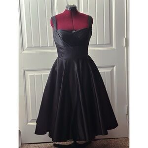 Unique Vintage Black Midi Swing Dress